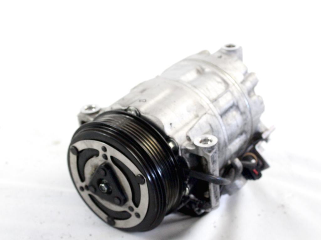 KOMPRESOR KLIME  OEM N. MK7219D629AA ORIGINAL REZERVNI DEL LAND ROVER RANGE ROVER EVOQUE L551 (DAL 2019)IBRIDO (ELETTRICO-DIESEL)   LETNIK 2021