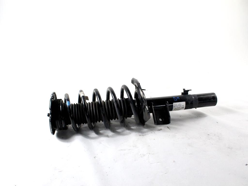 SPREDNJI DESNI AMORTIZER  OEM N. K8D2-18045-AB ORIGINAL REZERVNI DEL LAND ROVER RANGE ROVER EVOQUE L551 (DAL 2019)IBRIDO (ELETTRICO-DIESEL)   LETNIK 2021