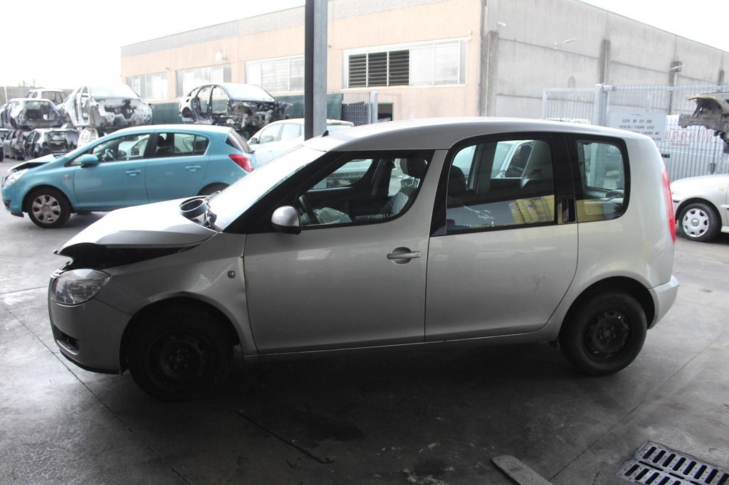 SKODA ROOMSTER 1.4 B 63KW 5M 5P (2009) RICAMBI IN MAGAZZINO