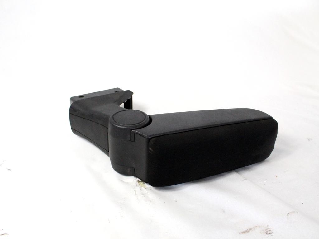 SREDINSKA KONZOLA OEM N. 156088076 ORIGINAL REZERVNI DEL ALFA ROMEO MITO 955 (2008 - 2018) BENZINA/GPL LETNIK 2010