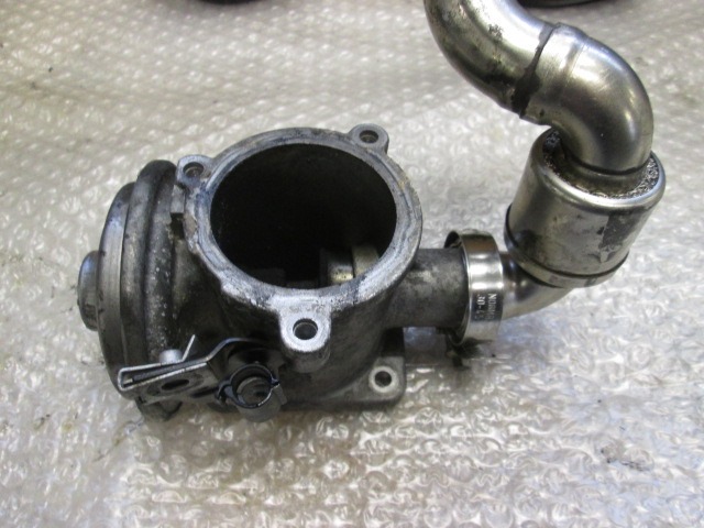 EGR VENTIL   OEM N. 11717804382 ORIGINAL REZERVNI DEL BMW SERIE 3 BER/SW/COUPE/CABRIO E90/E91/E92/E93 (2005 -2009) DIESEL LETNIK 2006