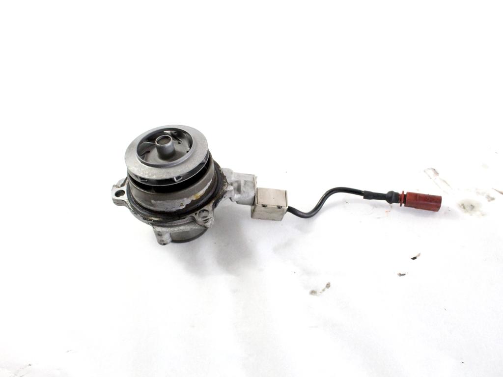 VODNA CRPALKA  OEM N. 04L121011P ORIGINAL REZERVNI DEL VOLKSWAGEN T-ROC A11 (DAL 2017)  DIESEL LETNIK 2020