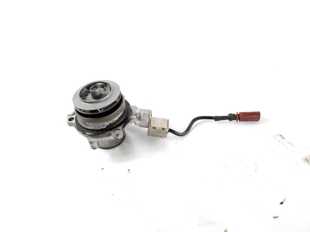 VODNA CRPALKA  OEM N. 04L121011P ORIGINAL REZERVNI DEL VOLKSWAGEN T-ROC A11 (DAL 2017)  DIESEL LETNIK 2020