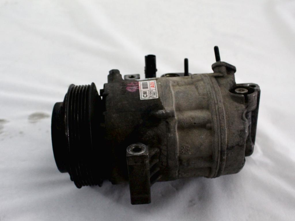 KOMPRESOR KLIME  OEM N. 977012B700 ORIGINAL REZERVNI DEL HYUNDAI SANTA FE CM MK2 (2006 - 2012)DIESEL LETNIK 2011