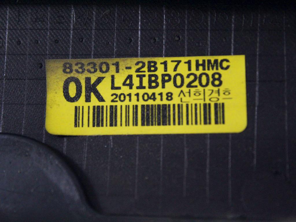 VRATNI PANEL OEM N. PNPSTHYSANTAFECMMK2SV5P ORIGINAL REZERVNI DEL HYUNDAI SANTA FE CM MK2 (2006 - 2012)DIESEL LETNIK 2011