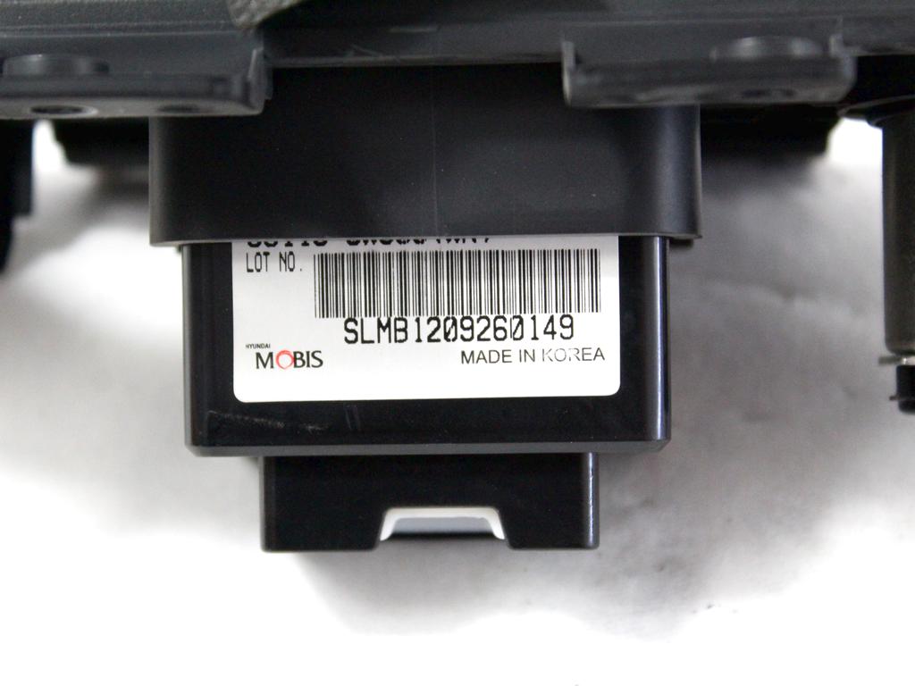 USB / AUX OEM N. 96110-3W000 ORIGINAL REZERVNI DEL KIA SPORTAGE SL MK3 (2010 - 2016)DIESEL LETNIK 2013