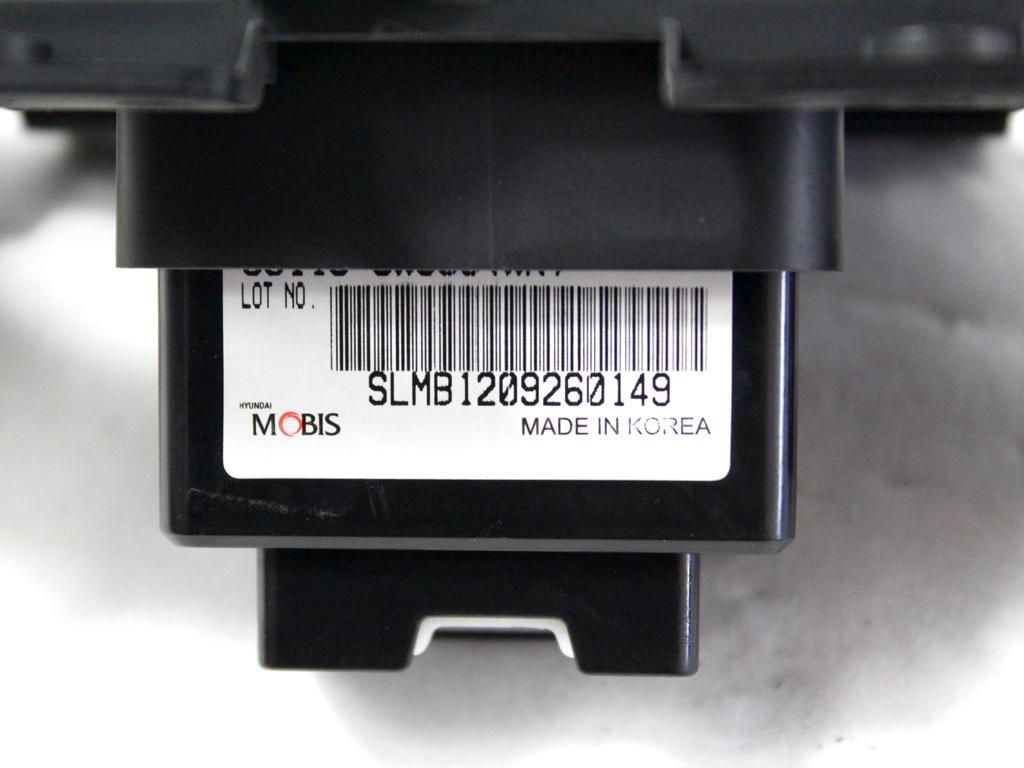 USB / AUX OEM N. 96110-3W000 ORIGINAL REZERVNI DEL KIA SPORTAGE SL MK3 (2010 - 2016)DIESEL LETNIK 2013