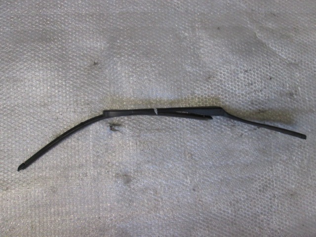 MOTORCEK BRISALCA VETROBRANSKEGA STEKLA OEM N.  ORIGINAL REZERVNI DEL BMW SERIE 3 BER/SW/COUPE/CABRIO E90/E91/E92/E93 (2005 -2009) DIESEL LETNIK 2006