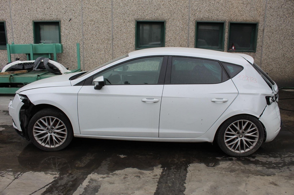 SEAT LEON 1.6 D 85KW 5M 5P (2017) RICAMBI IN MAGAZZINO