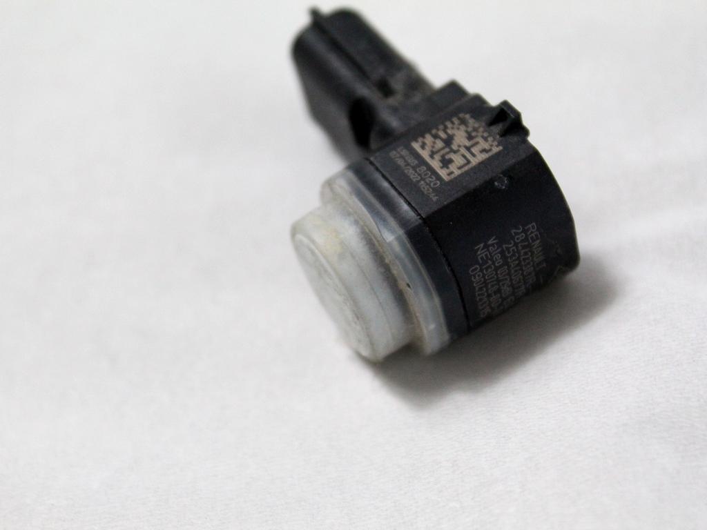 PARKIRNI SENZORJI OEM N. 284423387R ORIGINAL REZERVNI DEL RENAULT CLIO B7 SCE MK5 (DAL 2019)IBRIDO (ELETRICO-BENZINA) LETNIK 2022