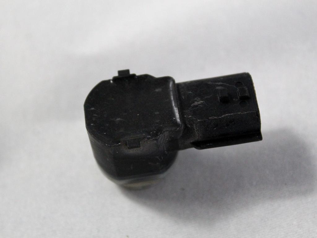 PARKIRNI SENZORJI OEM N. 284423387R ORIGINAL REZERVNI DEL RENAULT CLIO B7 SCE MK5 (DAL 2019)IBRIDO (ELETRICO-BENZINA) LETNIK 2022