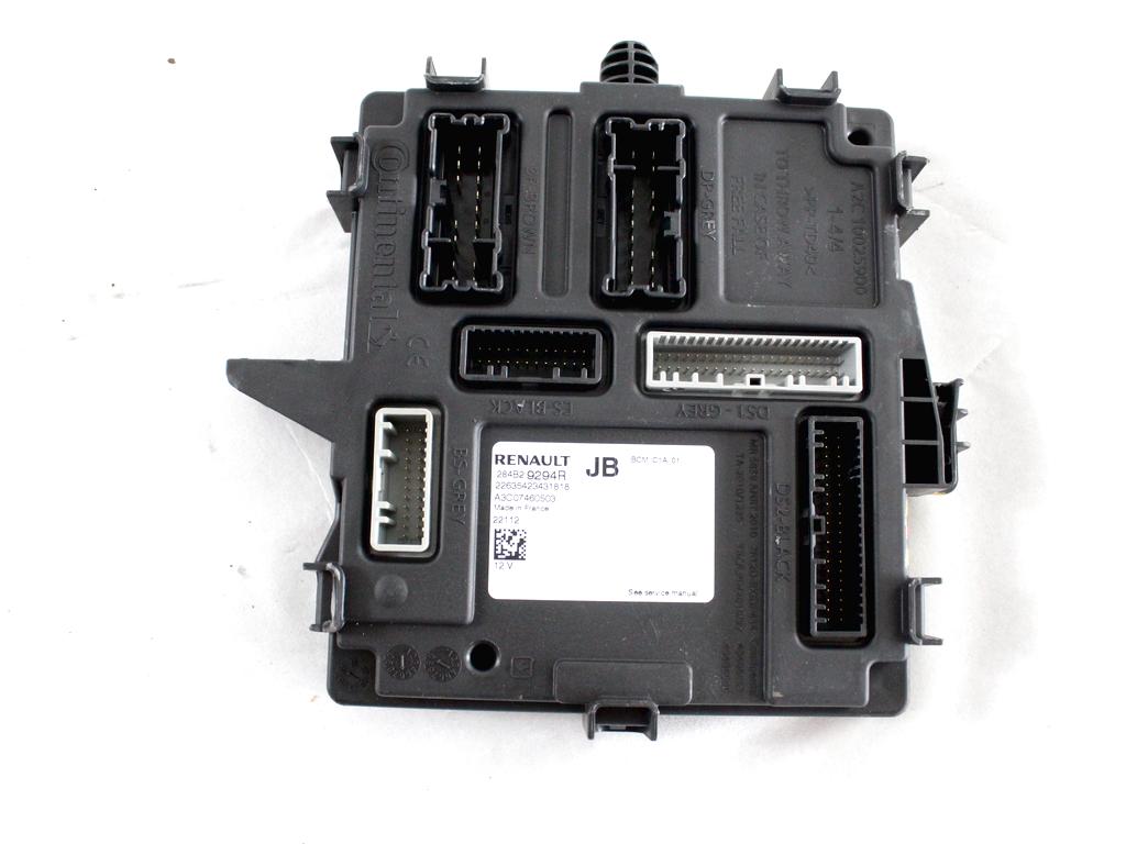 RACUNALNIK MOTORJA/REM OEM N. 284B29294R ORIGINAL REZERVNI DEL RENAULT CLIO B7 SCE MK5 (DAL 2019)IBRIDO (ELETRICO-BENZINA) LETNIK 2022