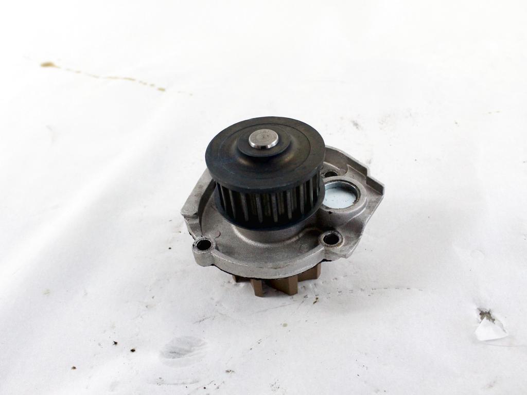 VODNA CRPALKA  OEM N. 55284051 ORIGINAL REZERVNI DEL FIAT 500 CINQUECENTO 312 MK3 (2007 - 2015) BENZINA LETNIK 2013