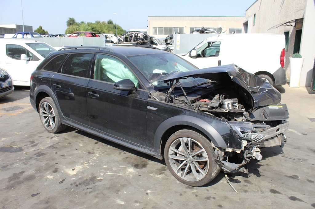 AUDI A4 ALLROAD SW 3.0 D 4X4 160KW AUT 5P (2017) RICAMBIO USATO 