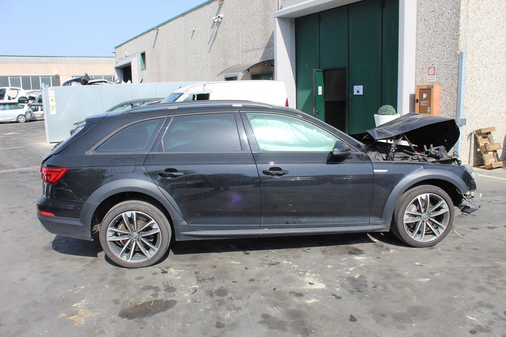 AUDI A4 ALLROAD SW 3.0 D 4X4 160KW AUT 5P (2017) RICAMBIO USATO 