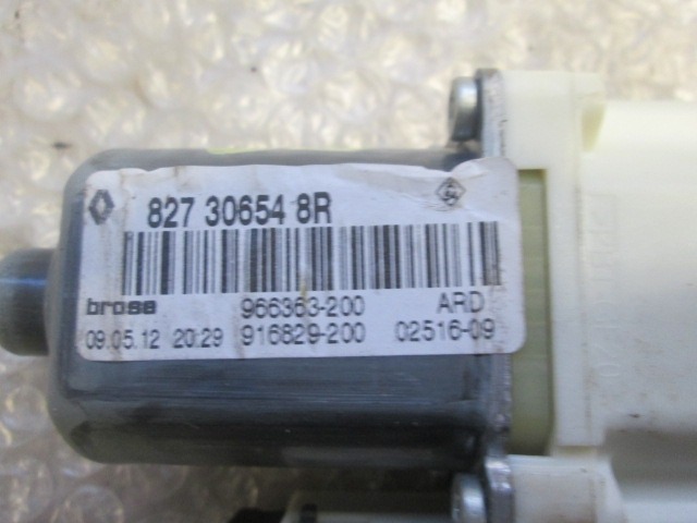 MOTORCEK ELEKTRICNEGA POMIKA ZADNJEGA STEKLA  OEM N. 827306548R ORIGINAL REZERVNI DEL RENAULT MEGANE MK3 BZ0/1 B3 DZ0/1 KZ0/1 BER/SPORTOUR/ESTATE (2009 - 2015) DIESEL LETNIK 2012