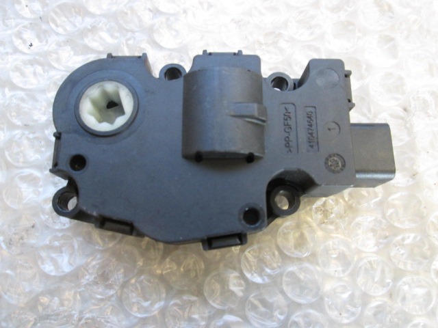 MOTORCEK OGREVANJA OEM N. 410474640 ORIGINAL REZERVNI DEL BMW SERIE 3 BER/SW/COUPE/CABRIO E90/E91/E92/E93 (2005 -2009) DIESEL LETNIK 2006