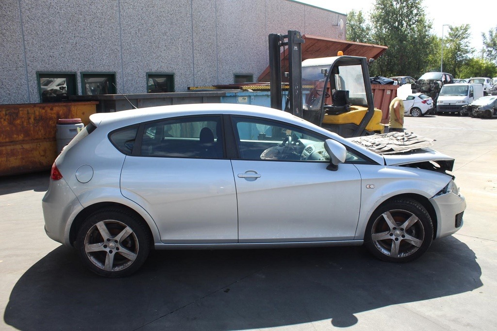 SEAT LEON 1.6 D 77KW 5M 5P (2011) RICAMBIO USATO 
