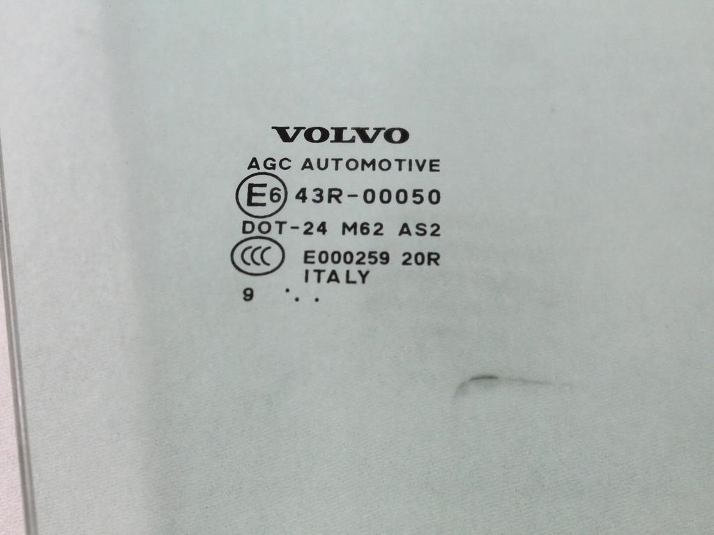 8679840 VETRO SCENDENTE PORTA ANTERIORE DESTRA VOLVO C30 1.6 D 80KW 5M 3P (2010) RICAMBIO USATO