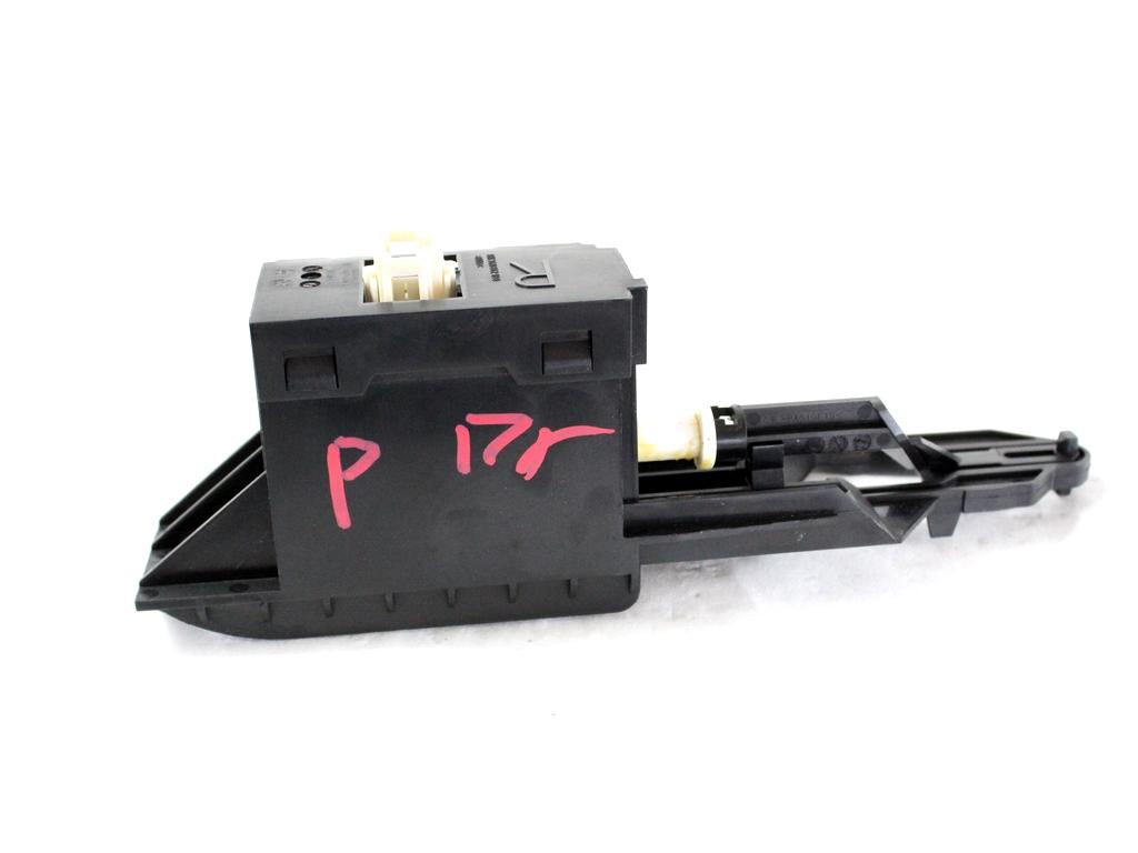 3G9862160 MOTORINO SOLLEVAMENTO TELO AVVOLGIBILE LATO DESTRO VOLKSWAGEN PASSAT SW 2.0 D 4X4 147KW AUT 5P (2021) RICAMBIO USATO