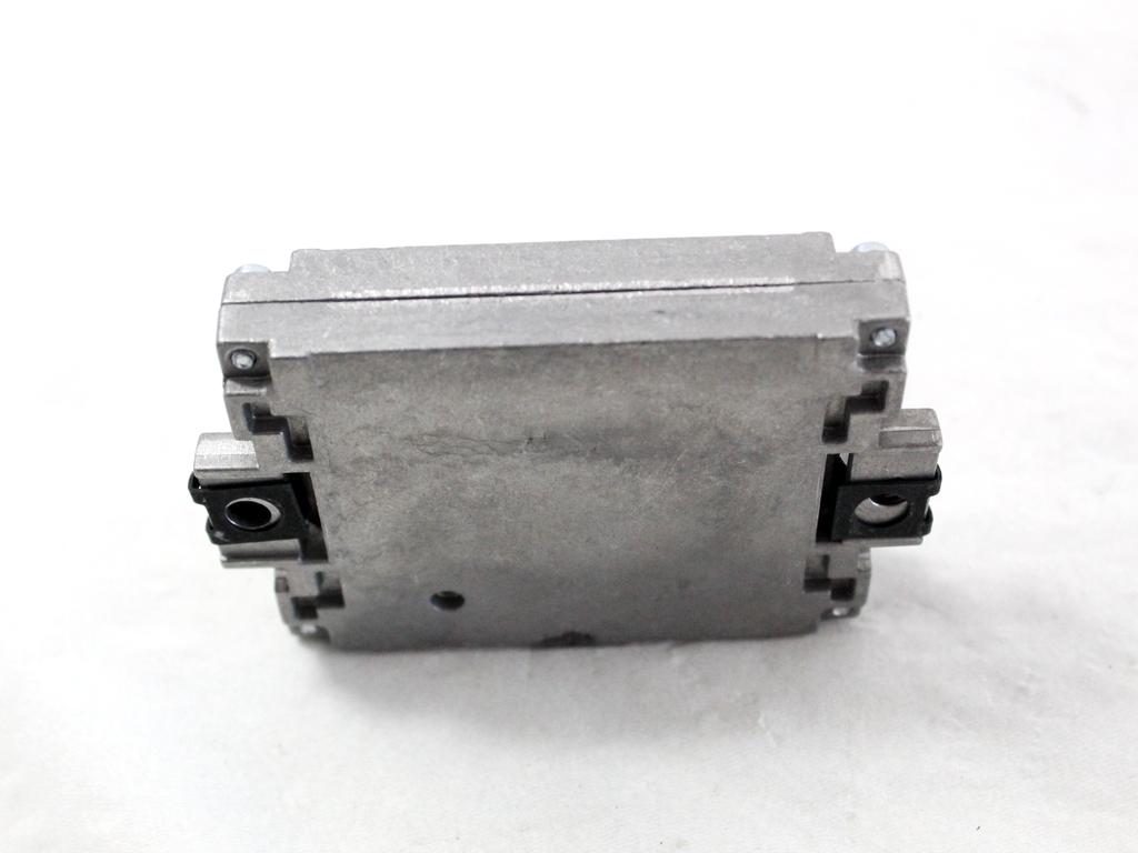 4N0035456D CENTRALINA AMPLIFICATORE ANTENNA VOLKSWAGEN PASSAT SW 2.0 D 4X4 147KW AUT 5P (2021) RICAMBIO USATO