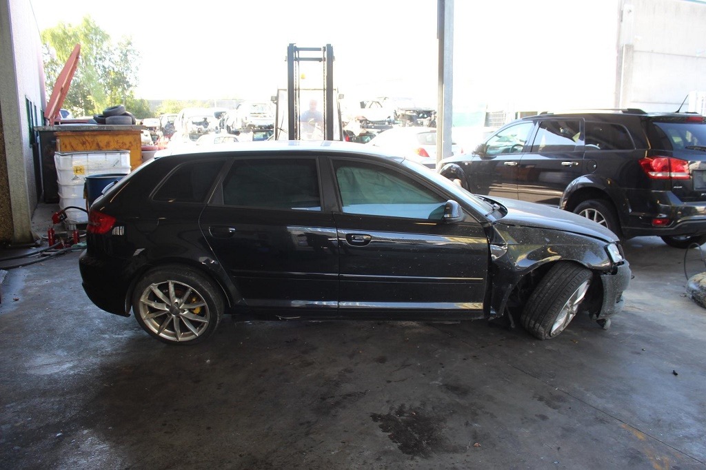 AUDI A3 2.0 D 103KW 6M 5P (2009) RICAMBIO USATO 