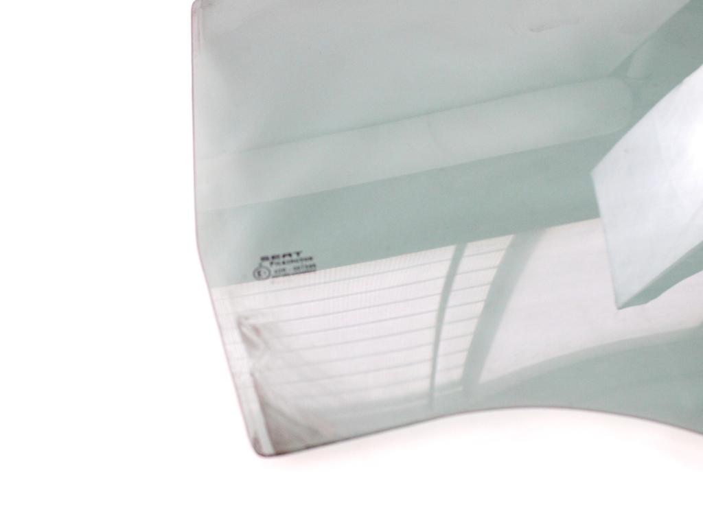 1P0845206D VETRO SCENDENTE PORTA POSTERIORE DESTRA OSCURATO SEAT LEON 1.6 D 77KW 5M 5P (2011) RICAMBIO USATO