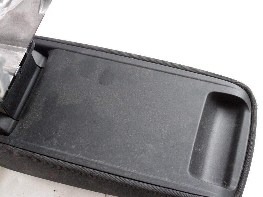 83A864283 BRACCIOLO TUNNEL CENTRALE AUDI Q3 SPORTABACK 2.0 D 110KW AUT 5P (2020) RICAMBIO USATO