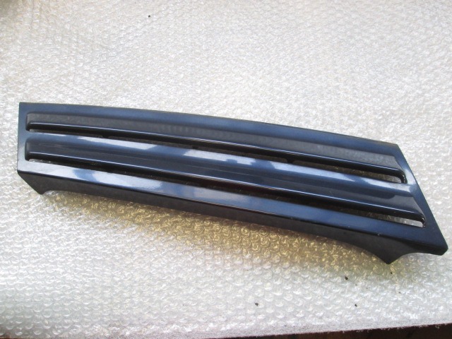 ZUNANJI PROFILI IN LETVE OEM N. 55295986 ORIGINAL REZERVNI DEL JEEP GRAND CHEROKEE ZJ ZG MK1 (1993 - 1998) DIESEL LETNIK 1997
