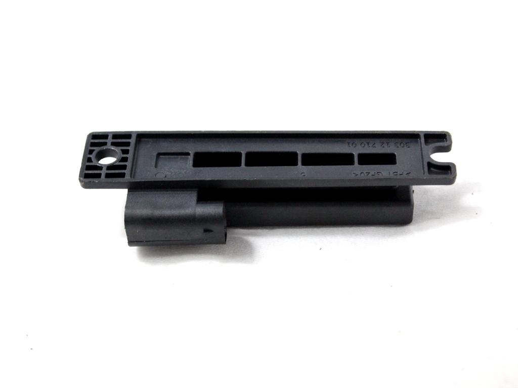 AH42-15K603-AA CENTRALINA AMPLIFICATORE ANTENNA LAND ROVER DISCOVERY SPORT L550 2.0 D 4X4 132KW AUT 5P (2017) RICAMBIO USATO 