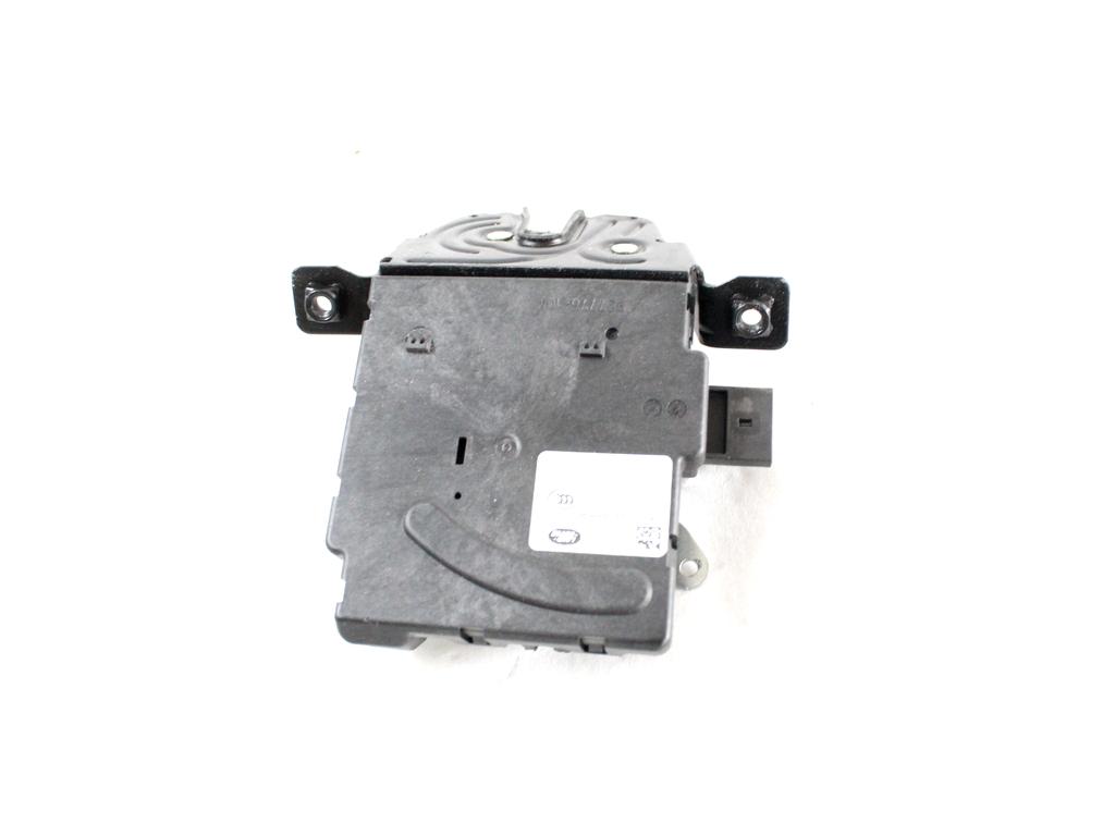 LR088571 CHIUSURA SERRATURA PORTELLONE COFANO POSTERIORE LAND ROVER DISCOVERY SPORT L550 2.0 D 4X4 132KW AUT 5P (2017) RICAMBIO USATO FK72-442A66-AC 