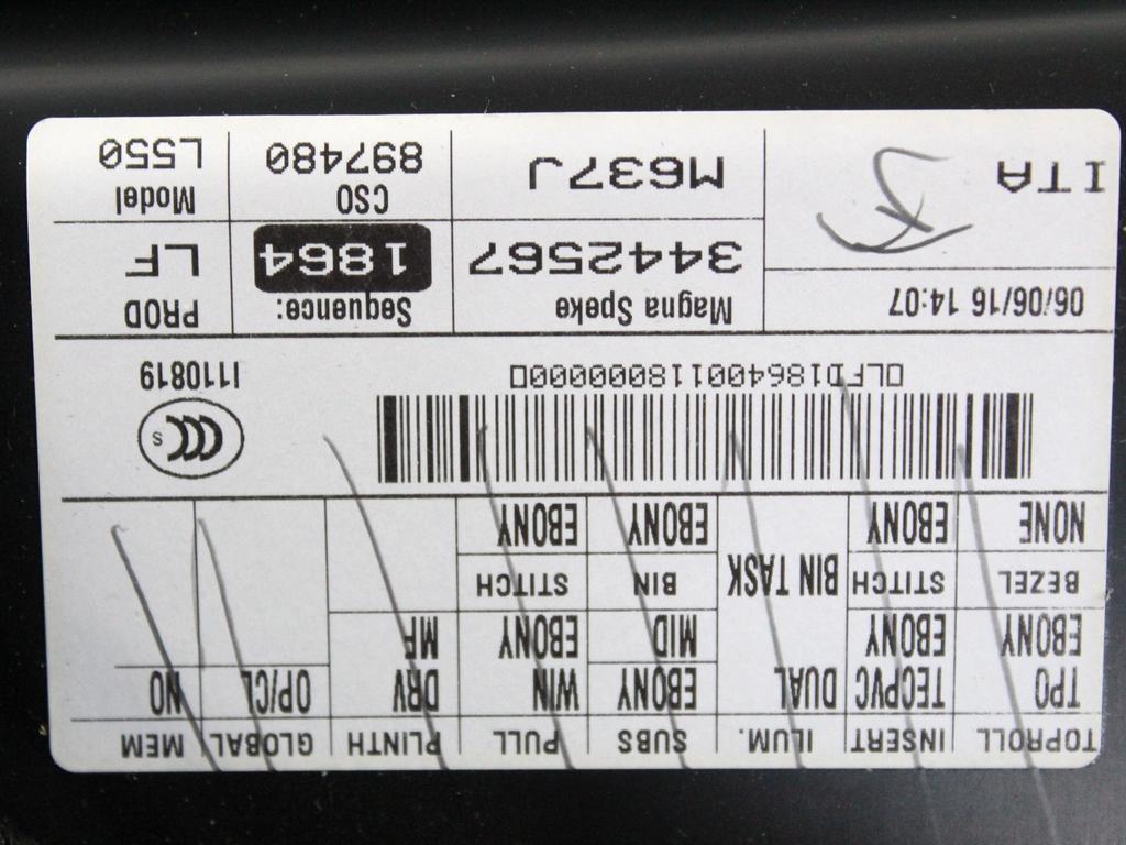 LR064208 PANNELLO INTERNO PORTA ANTERIORE SINISTRA CON RIVESTIMENTO IN PELLE LAND ROVER DISCOVERY SPORT L550 2.0 D 4X4 132KW AUT 5P (2017) RICAMBIO USATO 