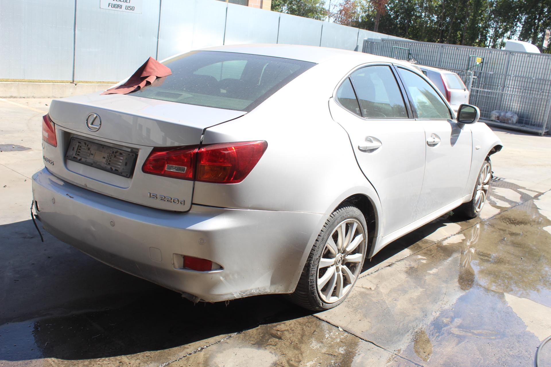 LEXUS IS II E2 220D 2.2 D 130KW 6M 5P (2006) RICAMBI IN MAGAZZINO