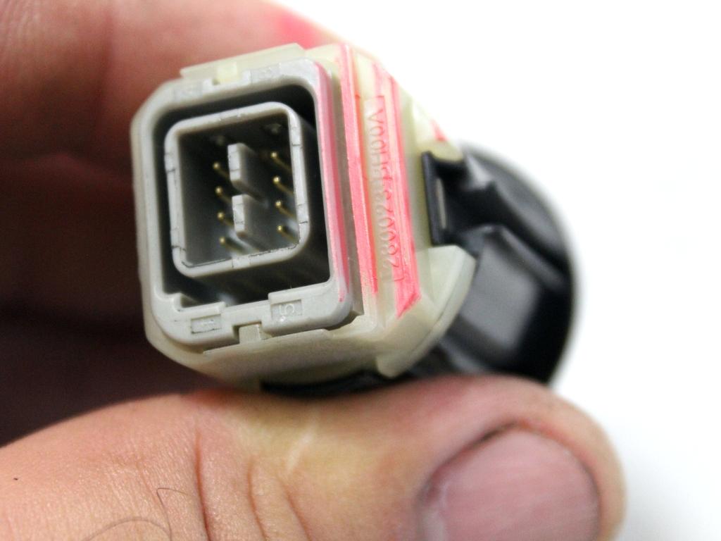 28023BH00A PORTA INGRESSO USB AUX NISSAN JUKE 1.5 D 81KW 6M 5P (2013) RICAMBIO USATO