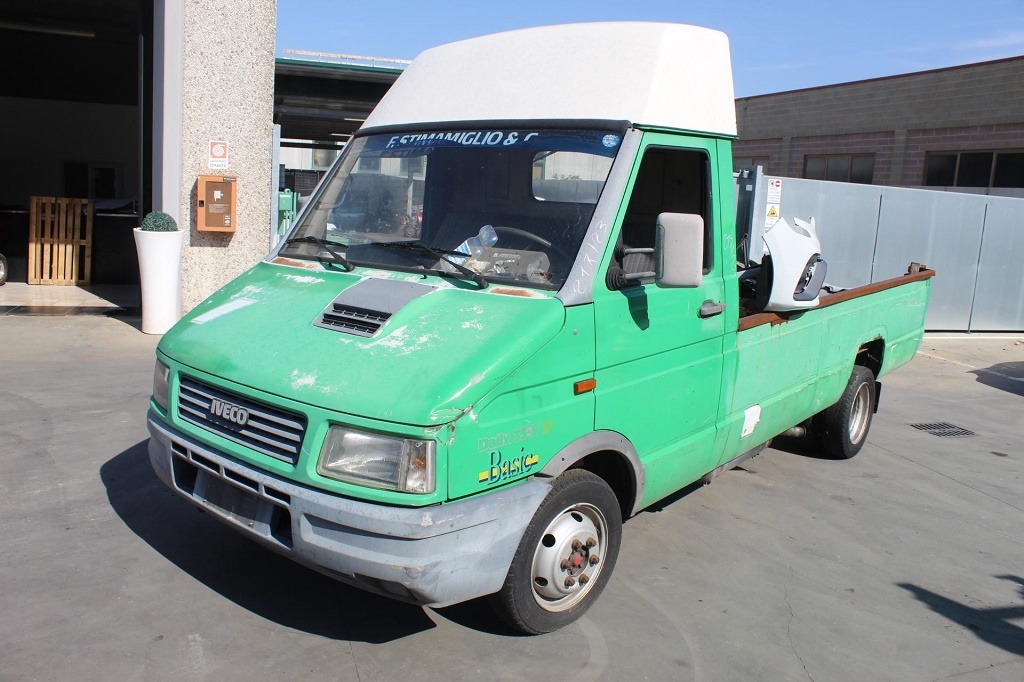 IVECO DAILY 35 2.5 D 55KW 5M 2P (1995) RICAMBIO USATO 