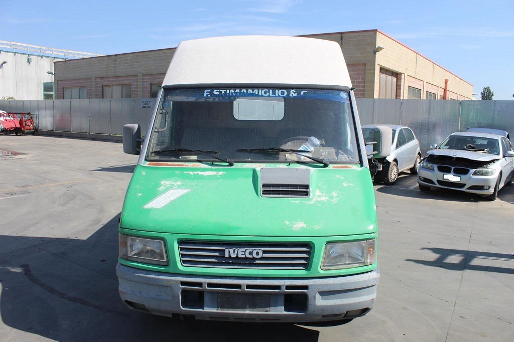 IVECO DAILY 35 2.5 D 55KW 5M 2P (1995) RICAMBI IN MAGAZZINO