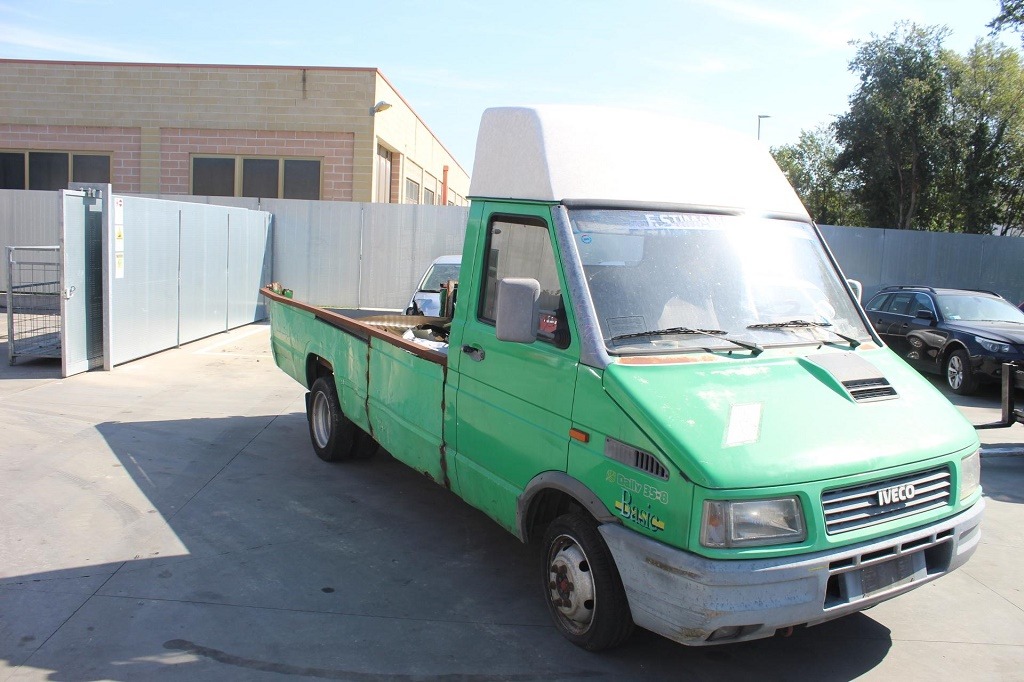 IVECO DAILY 35 2.5 D 55KW 5M 2P (1995) RICAMBI IN MAGAZZINO