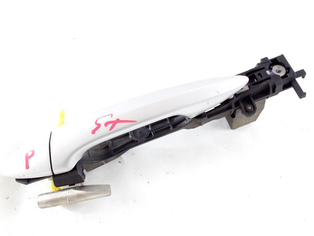 6922853010B0 MANIGLIA ESTERNA PORTA POSTERIORE SINISTRA LEXUS IS II E2 220D 2.2D 130KW 6M 5P (2006) RICAMBIO USATO 69228-53010-A0 