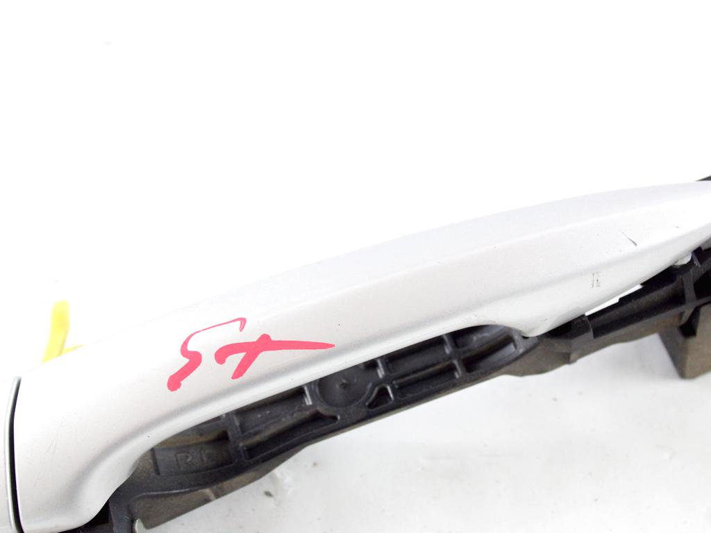 6922853010B0 MANIGLIA ESTERNA PORTA POSTERIORE SINISTRA LEXUS IS II E2 220D 2.2D 130KW 6M 5P (2006) RICAMBIO USATO 69228-53010-A0 