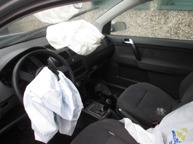 VOLKSWAGEN POLO 1.4 D 55KW 5M 3P (2003) RICAMBIO USATO 