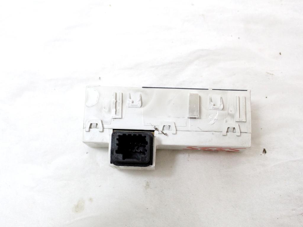 248803859R CENTRALINA DISPLAY SISTEMA DI NAVIGAZIONE SATELLITARE RENAULT MEGANE 3 SW 1.6 G 81KW 6M 5P (2010) RICAMBIO USATO
