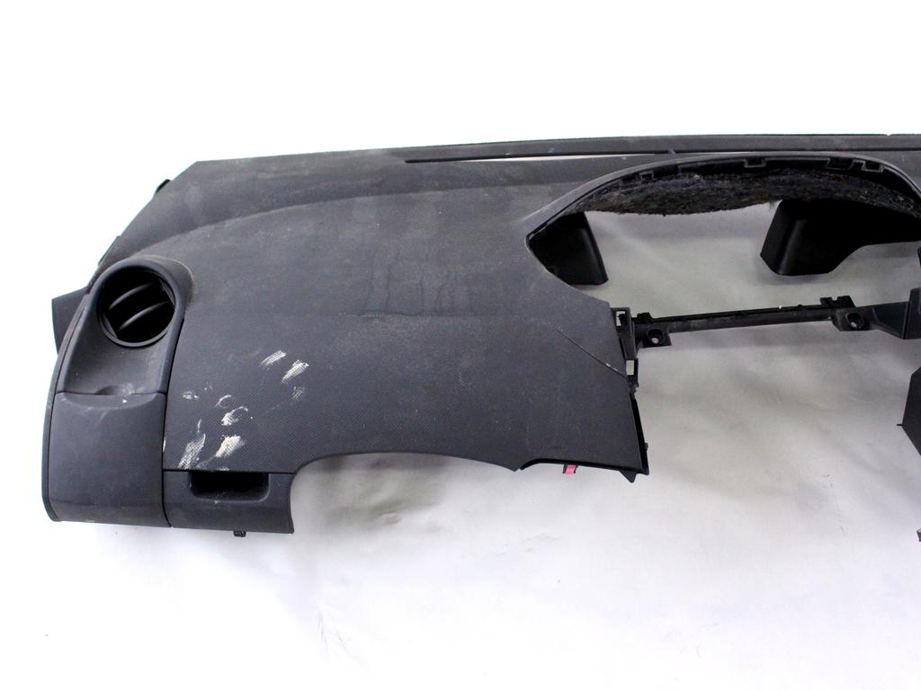 55302-0D010 CRUSCOTTO PARTE SUPERIORE TOYOTA YARIS 1.0 B 51KW 5M 5P (2009) RICAMBIO USATO CON AIRBAG PASSEGGERO