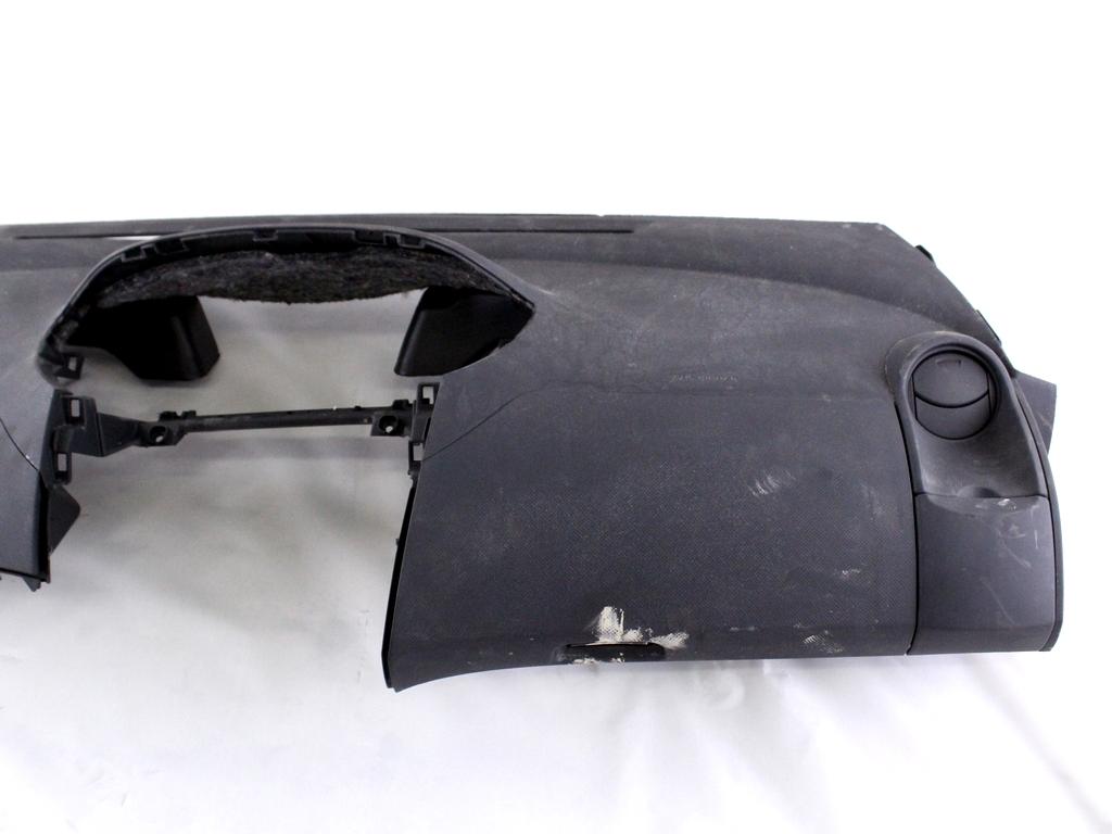 55302-0D010 CRUSCOTTO PARTE SUPERIORE TOYOTA YARIS 1.0 B 51KW 5M 5P (2009) RICAMBIO USATO CON AIRBAG PASSEGGERO