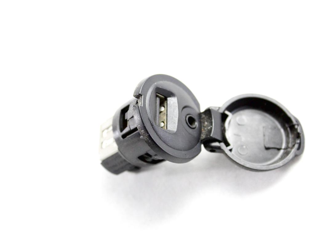 96645227XT PORTA INGRESSO USB AUX PEUGEOT 508 SW 2.0 D 103KW 6M 5P (2012) RICAMBIO USATO