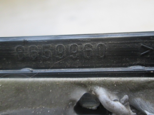 NOTRANJA OBLOGA PRAGA  OEM N. 8659960 ORIGINAL REZERVNI DEL VOLVO V70 MK2 285 (2000 - 2007) DIESEL LETNIK 2002
