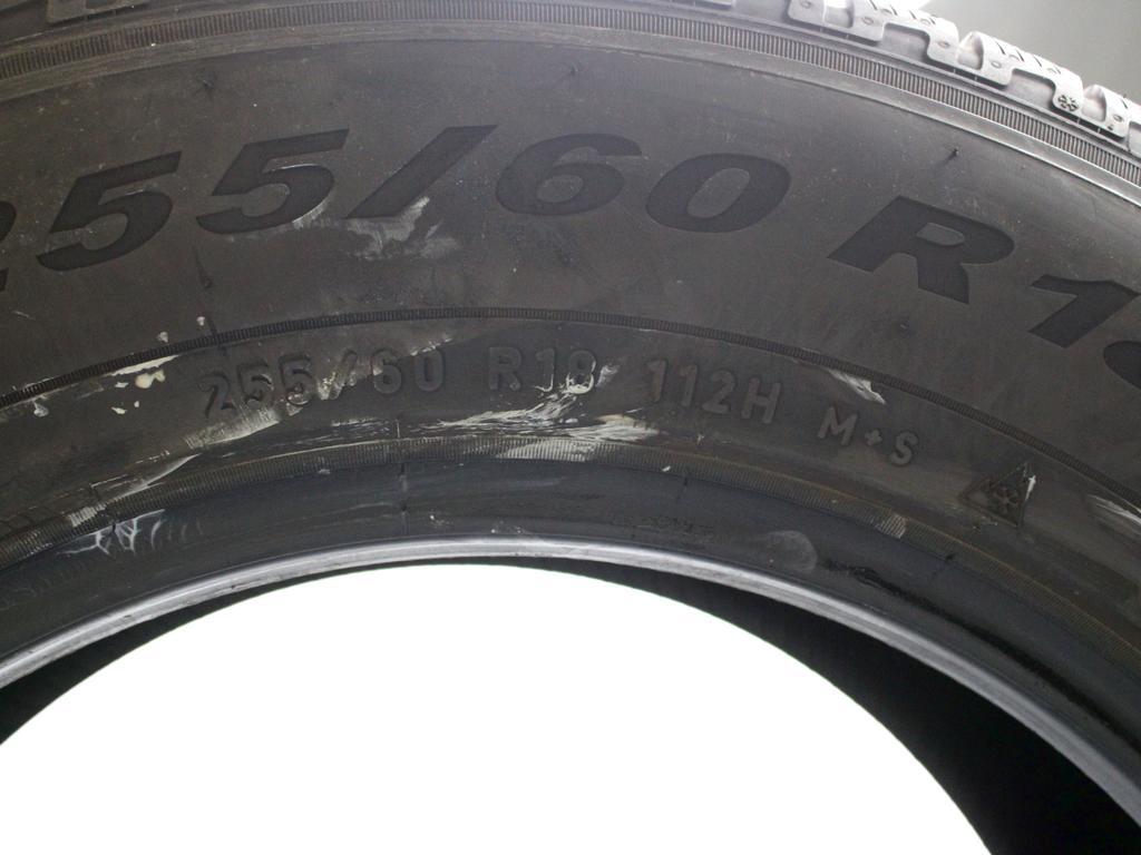 255/60 R18 112H PIRELLI SCORPION WINTER 7,96MM 8,08MM 8,05MM 7,46MM A4122 PNEUMATICI INVERNALI M+S (QUANTITA' 4 GOMME)