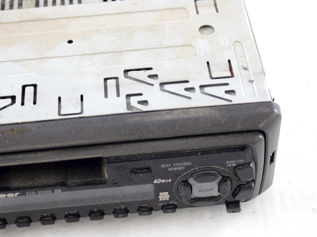 KEH-3900R AUTORADIO AFTERMARKET PIONEER SKODA OCTAVIA SW 2.0 B 85KW 5M 5P (2001) RICAMBIO USATO (NON FORNIAMO CODICE AUTORADIO,MA SOLO NUMERO DI TELAIO VEICOLO)