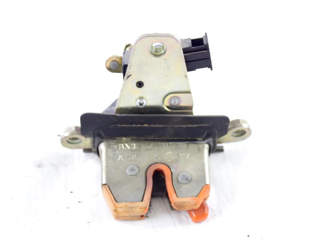 1U9827501G209 CHIUSURA SERRATURA PORTELLONE COFANO POSTERIORE BAULE SKODA OCTAVIA SW 2.0 B 85KW 5M 5P (2001) RICAMBIO USATO 1U9827501 