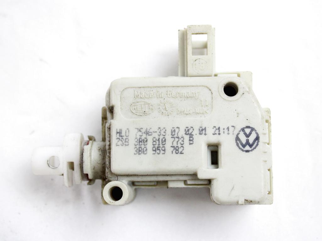 3B0810773B MOTORINO ATTUATORE CHIUSURA SPORTELLO CARBURANTE SKODA OCTAVIA SW 2.0 B 85KW 5M 5P (2001) RICAMBIO USATO