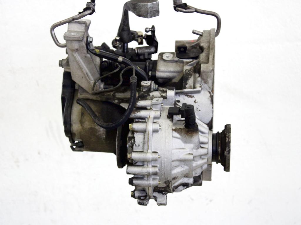 02J300052P CAMBIO MECCANICO SKODA OCTAVIA SW 2.0 B 85KW 5M 5P (2001) RICAMBIO USATO 02J301107C